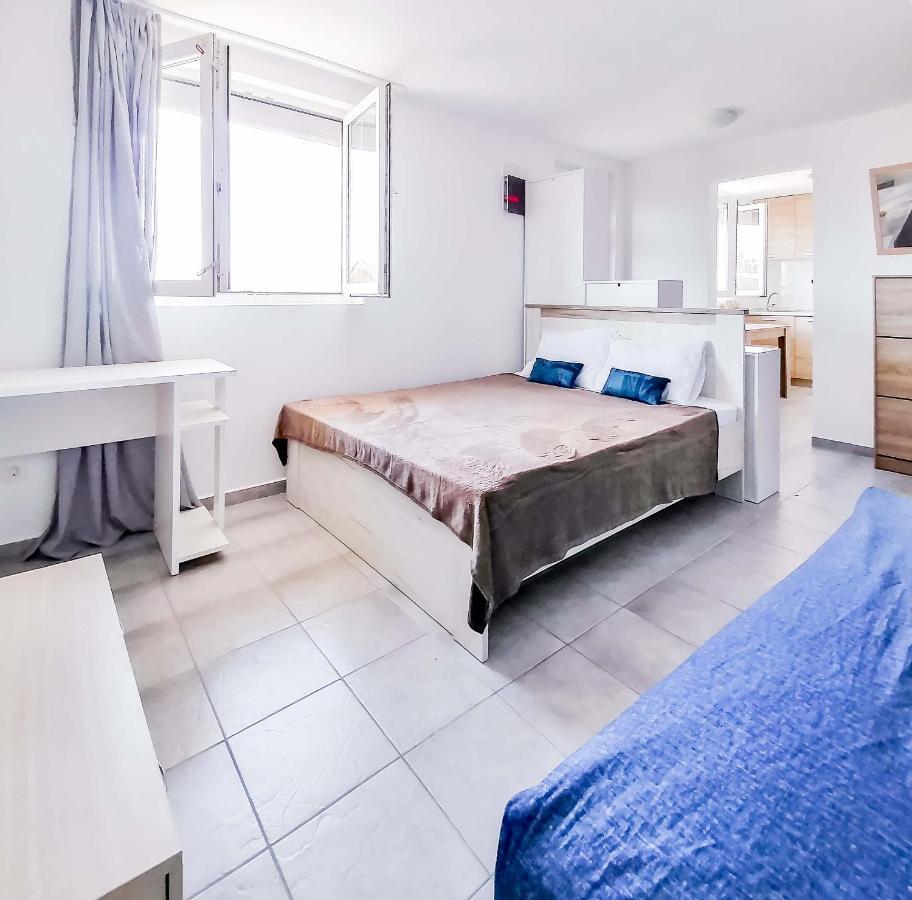 Apartments Siesta Tivat Exterior foto