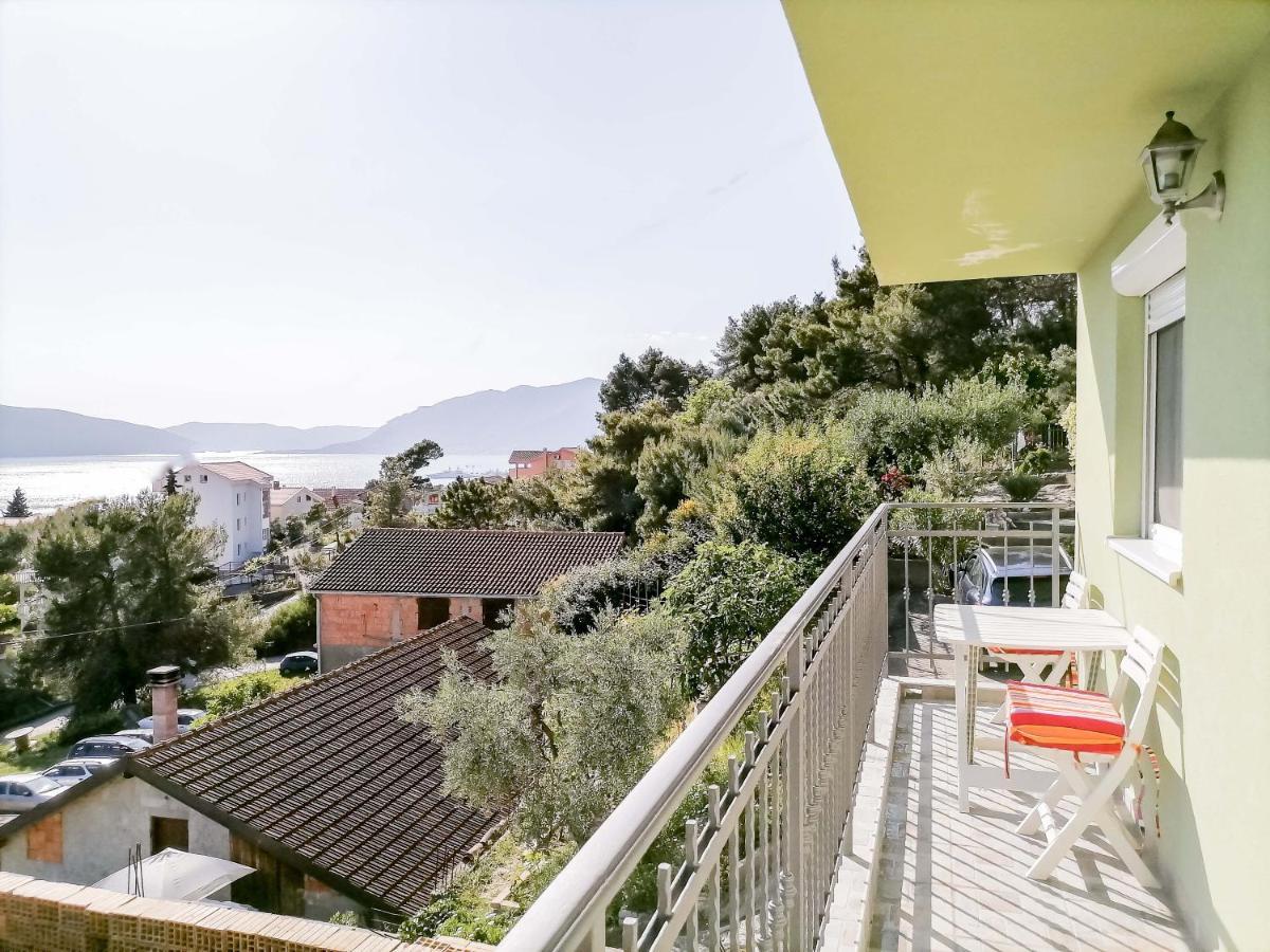 Apartments Siesta Tivat Exterior foto
