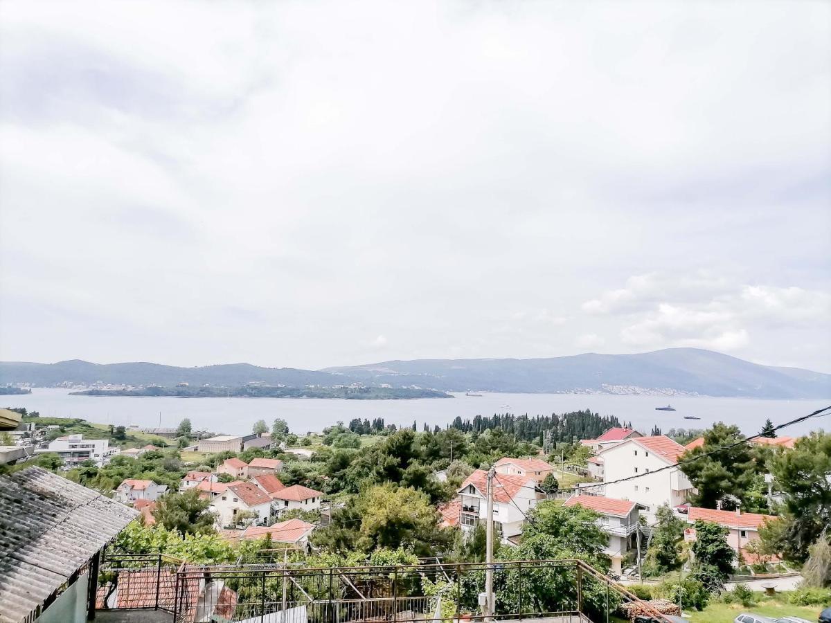 Apartments Siesta Tivat Exterior foto