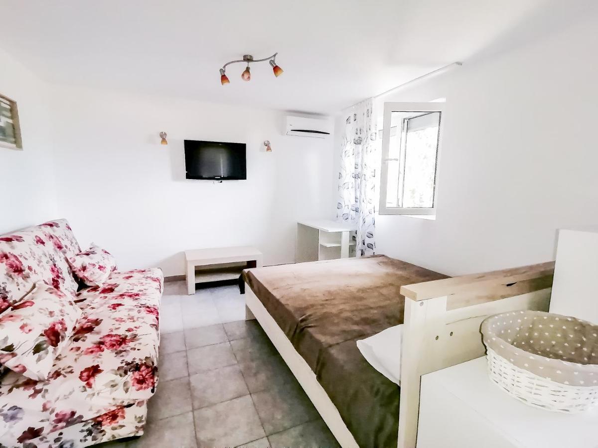 Apartments Siesta Tivat Exterior foto